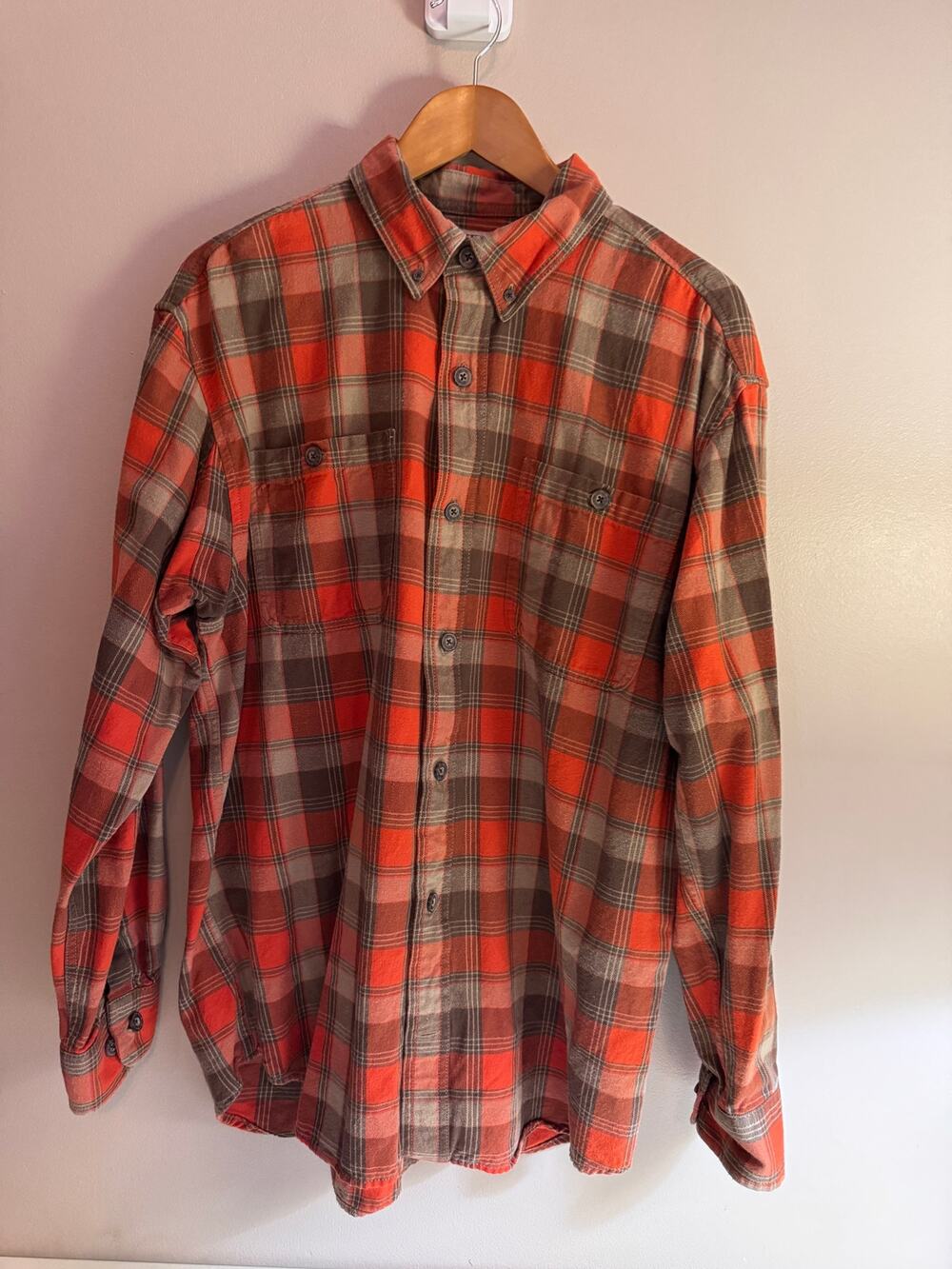 Duluth Trading Co Men's L Plaid Flannel Shirt 100% Cotton Red Brown